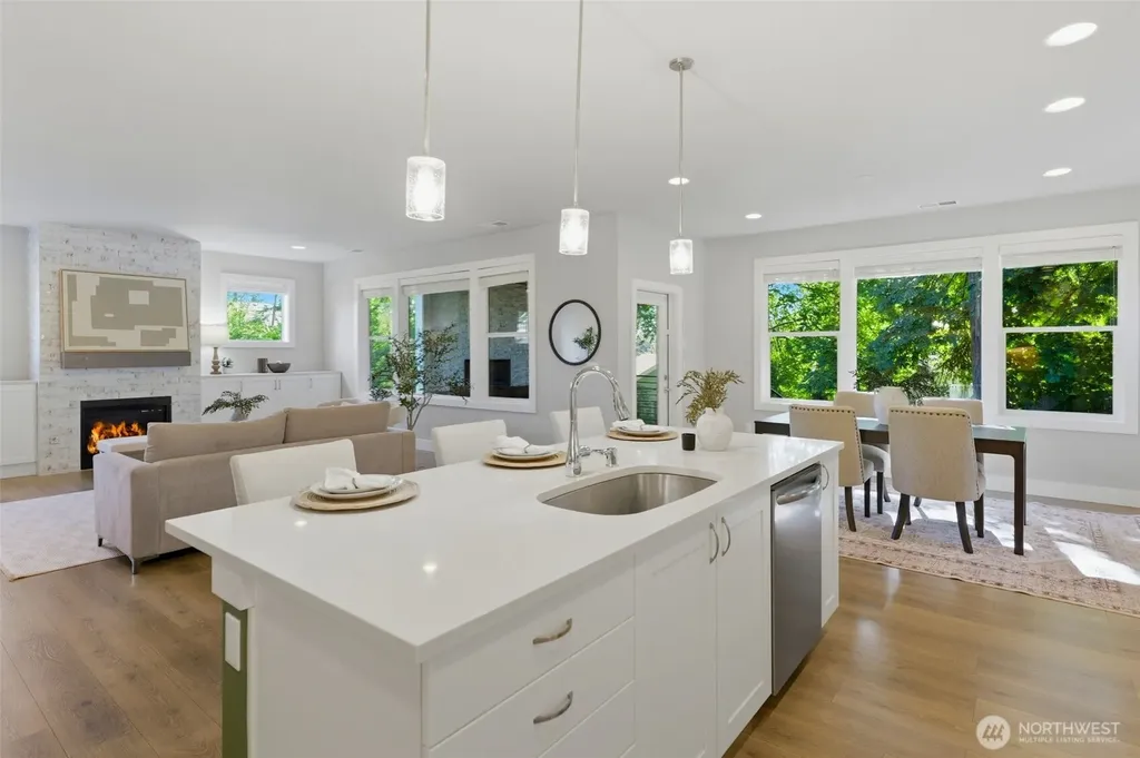 7204 Sinclair Avenue Gig Harbor WA 98335