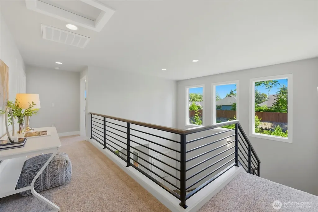 7204 Sinclair Avenue Gig Harbor WA 98335