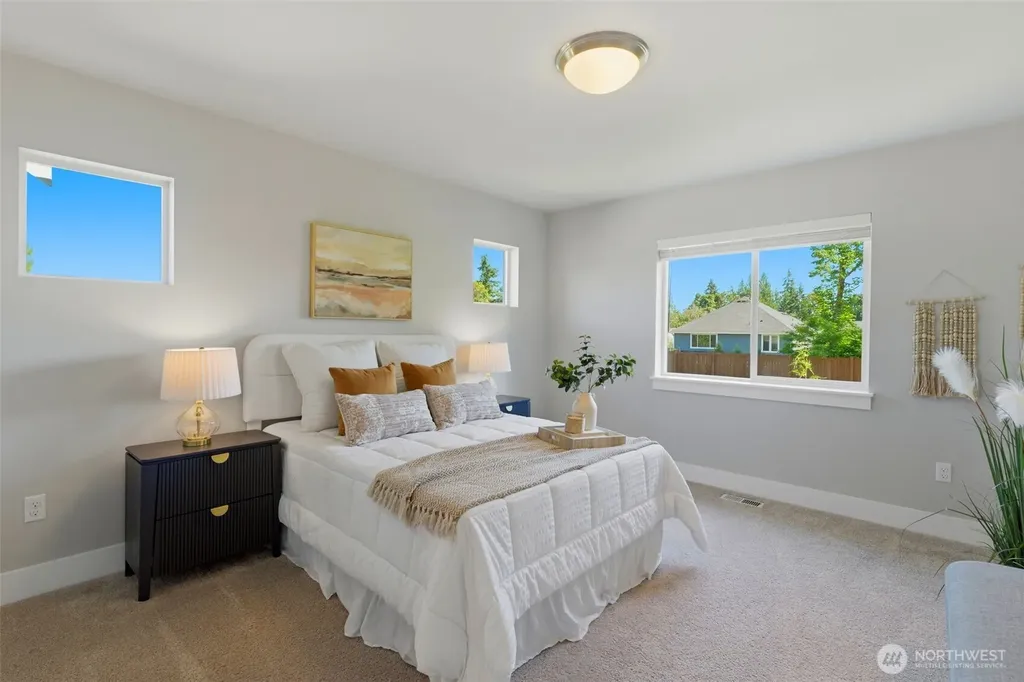 7204 Sinclair Avenue Gig Harbor WA 98335