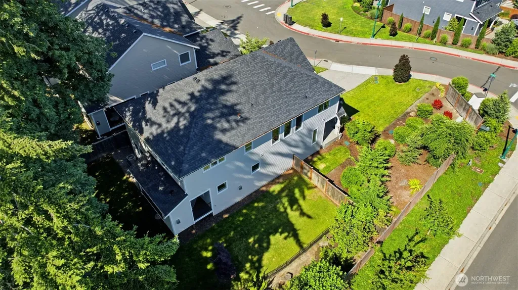 7204 Sinclair Avenue Gig Harbor WA 98335