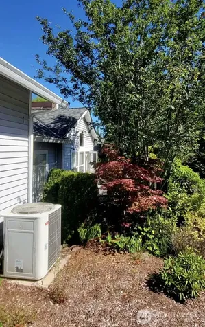22806 42nd Place S Kent WA 98032
