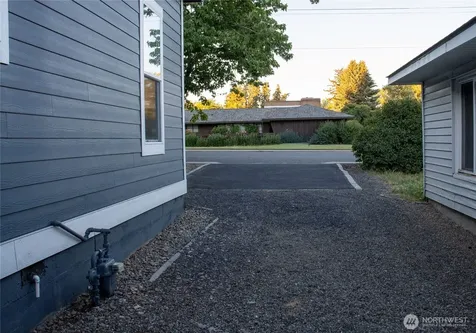 103 N Chestnut Street Ellensburg WA 98926