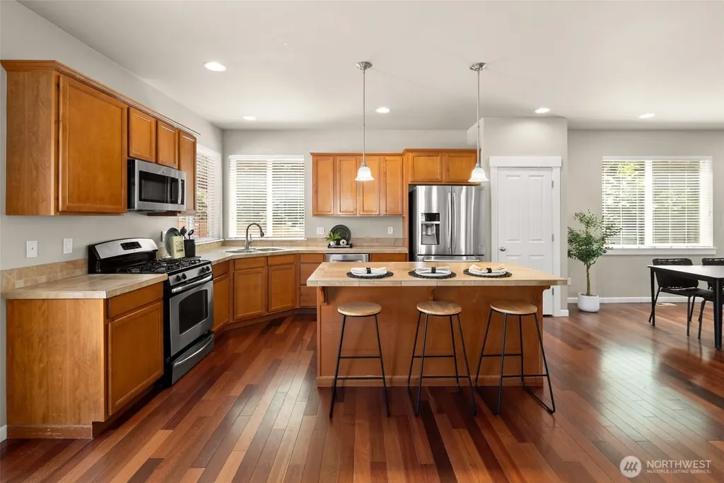 6366 Juanita Circle NE Bremerton WA 98311
