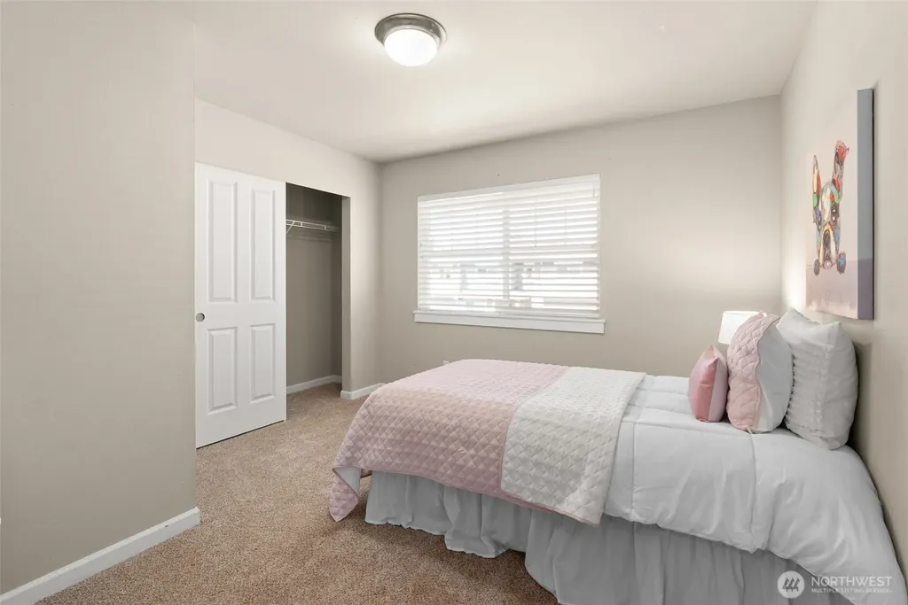 6366 Juanita Circle NE Bremerton WA 98311