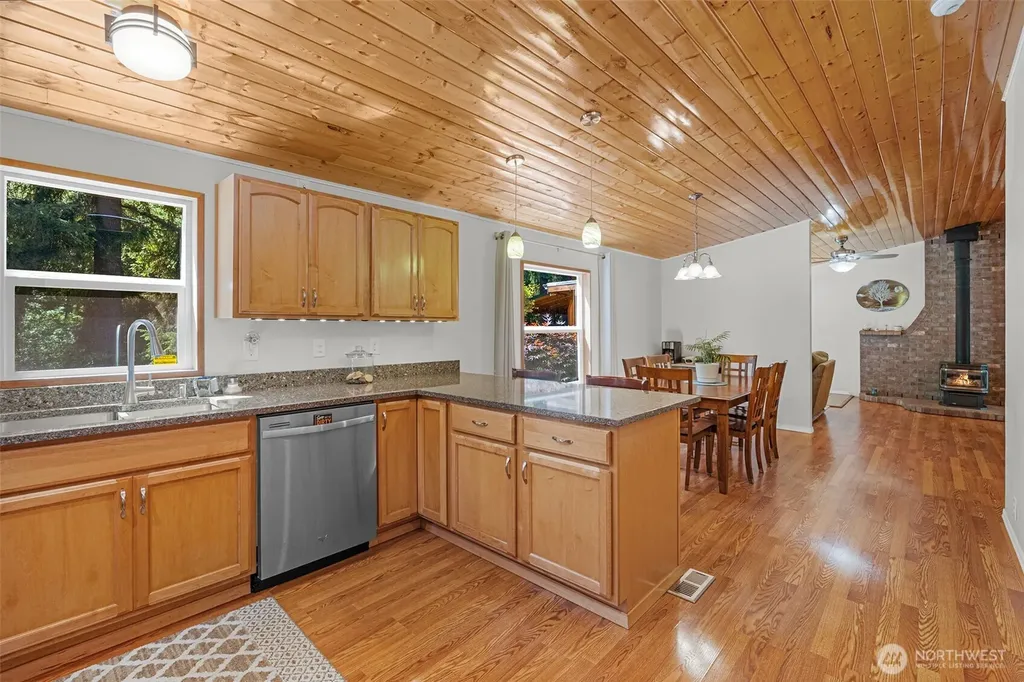 7111 279th Street NE Arlington WA 98223
