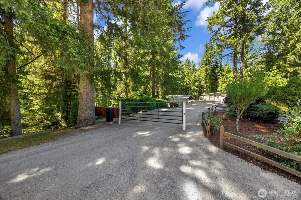 7111 279th Street NE Arlington WA 98223