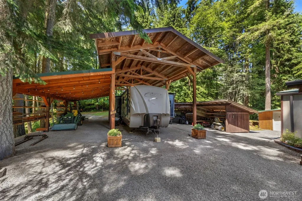 7111 279th Street NE Arlington WA 98223