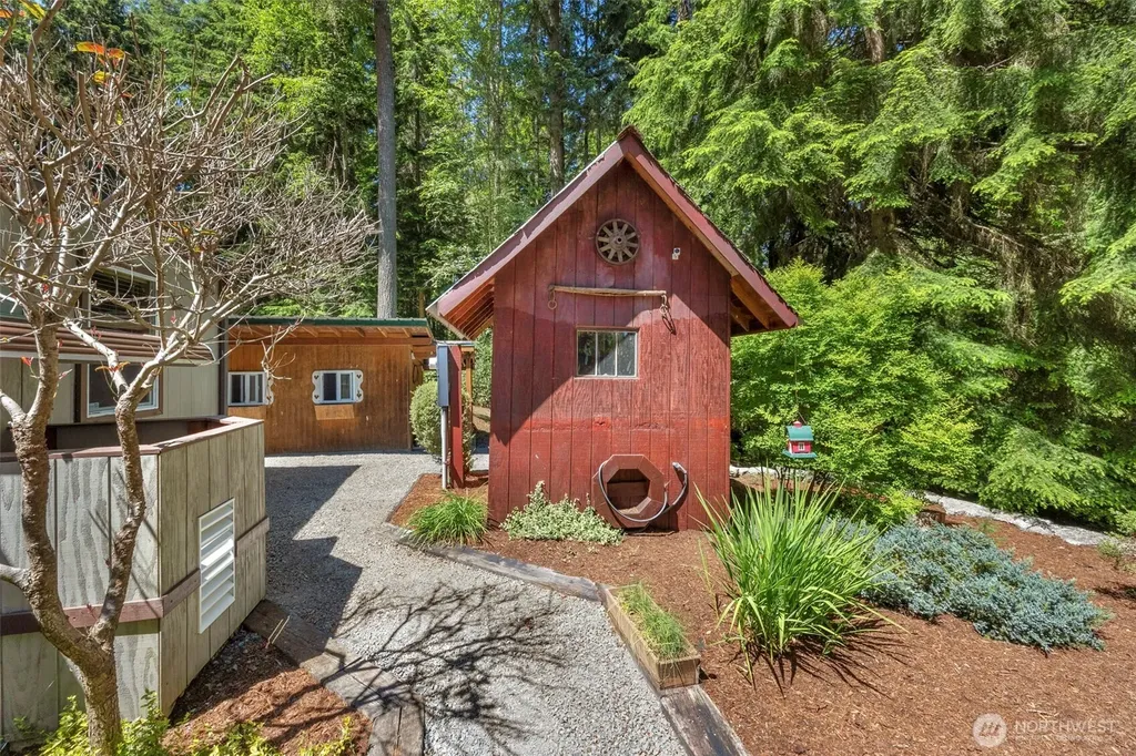 7111 279th Street NE Arlington WA 98223