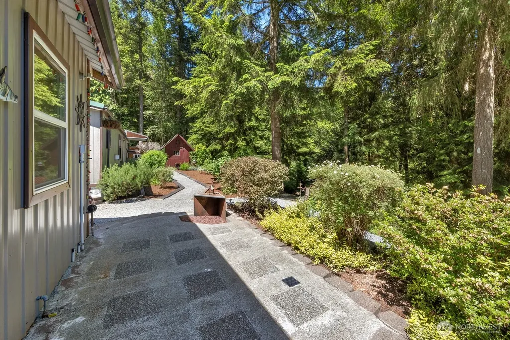 7111 279th Street NE Arlington WA 98223