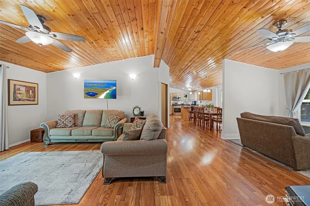 7111 279th Street NE Arlington WA 98223