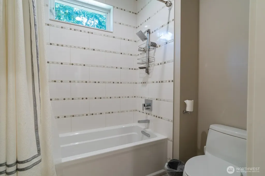 7335 Meridian Road SE Olympia WA 98513