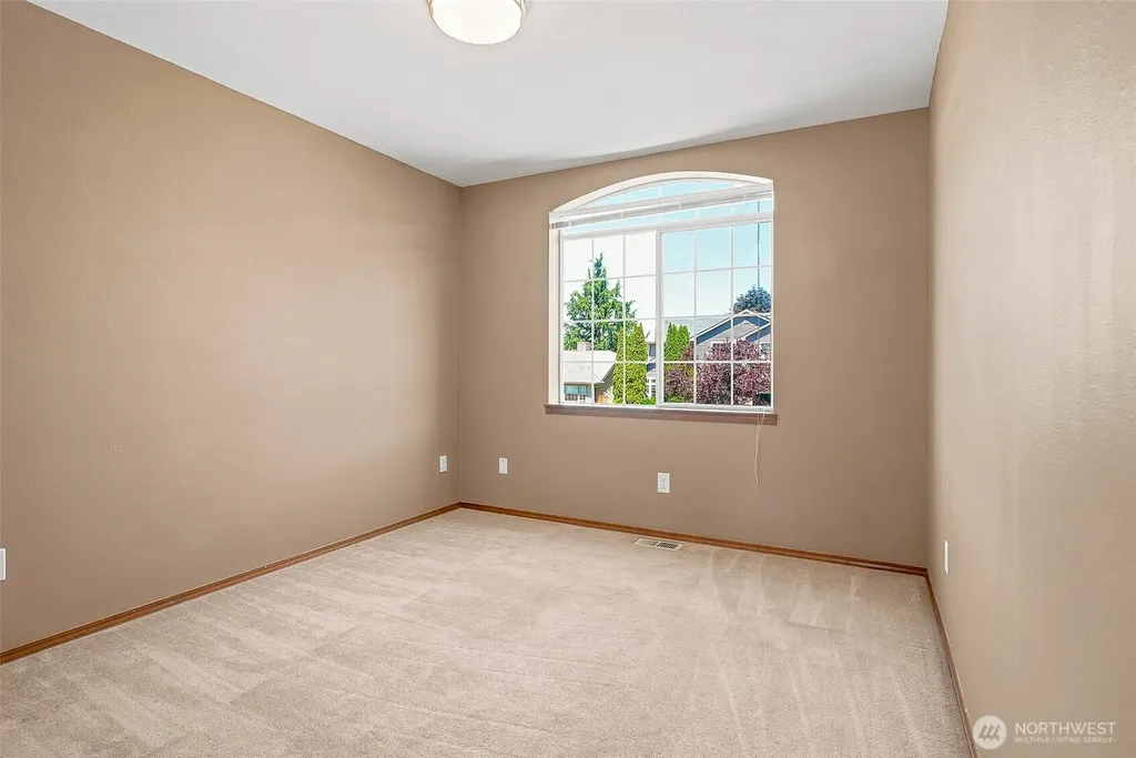 5726 67th Street NE Marysville WA 98270