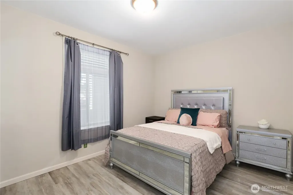 320 E 32nd Street Tacoma WA 98404