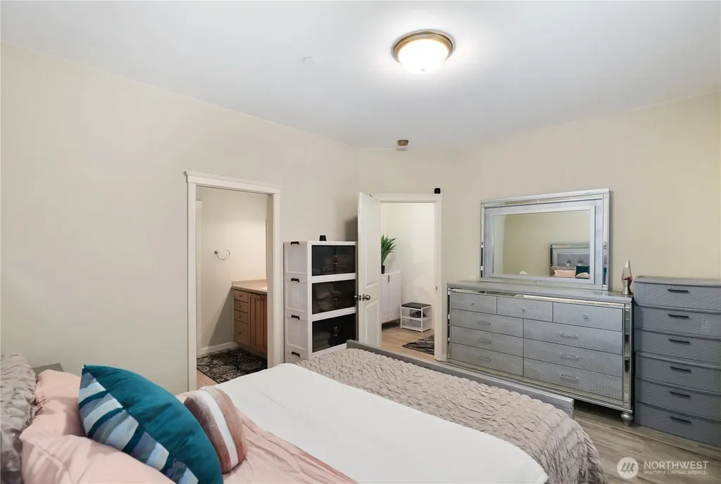 320 E 32nd Street Tacoma WA 98404