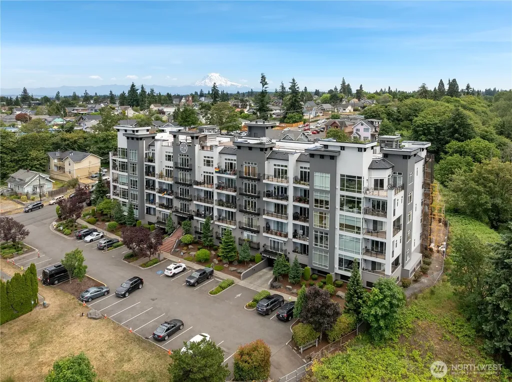 320 E 32nd Street Tacoma WA 98404