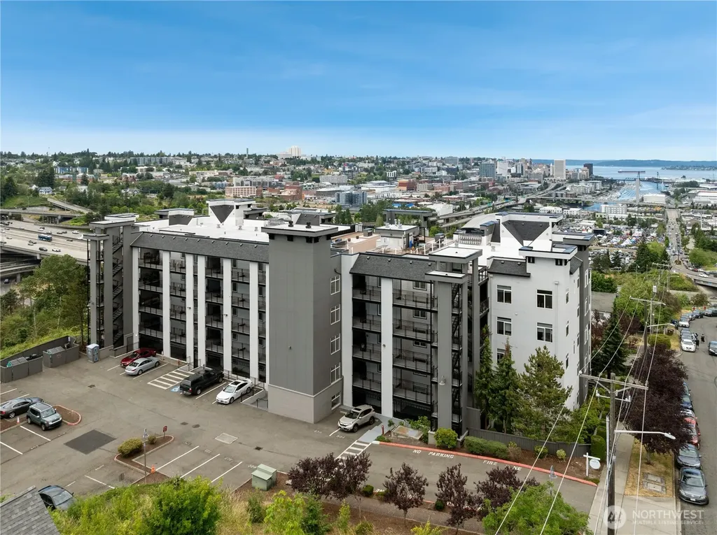 320 E 32nd Street Tacoma WA 98404
