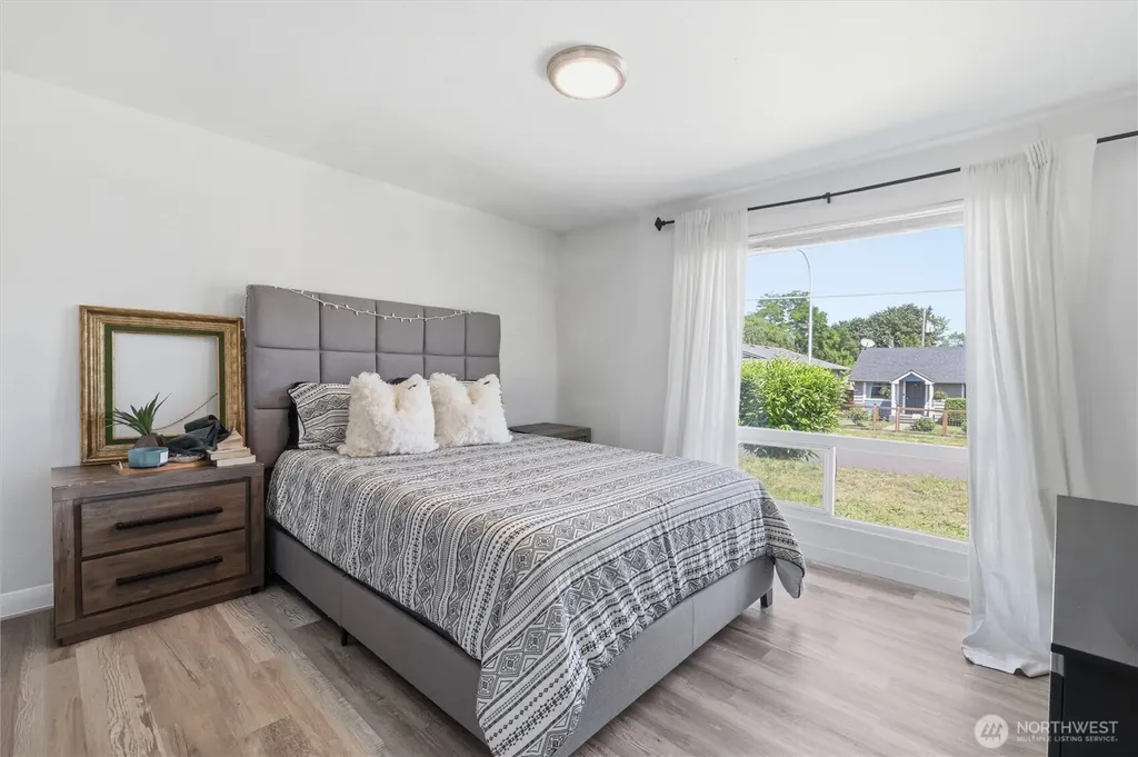 622 6th Street SE Auburn WA 98002