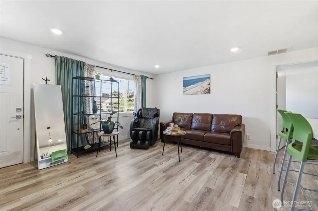 622 6th Street SE Auburn WA 98002