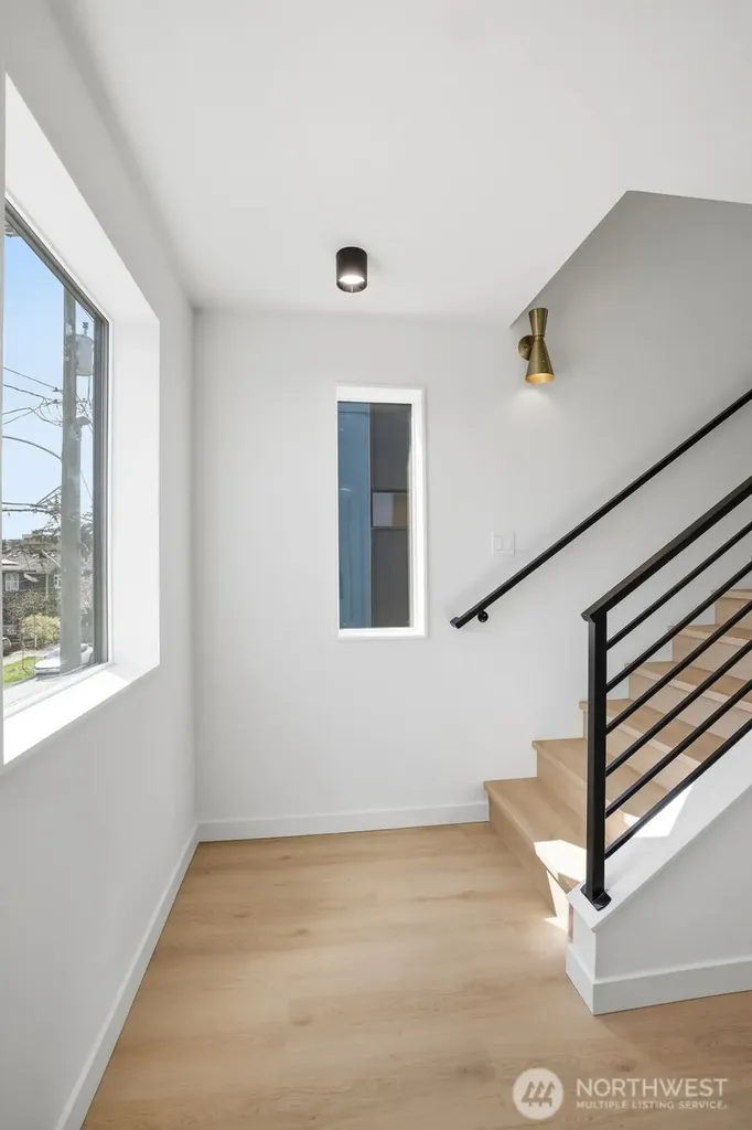 4517 35th Avenue S Seattle WA 98118
