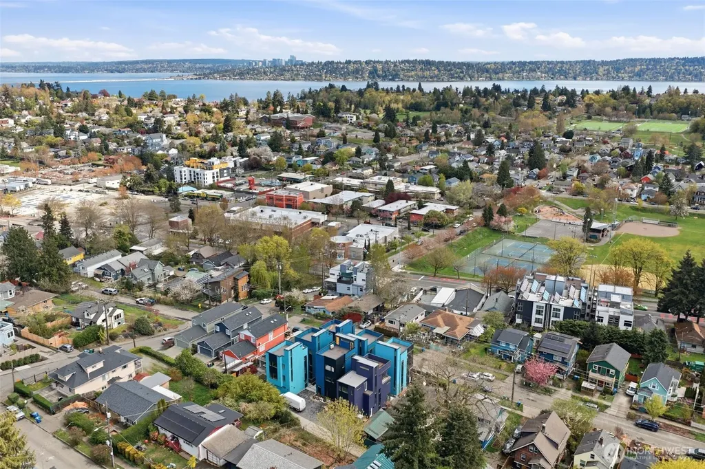 4517 35th Avenue S Seattle WA 98118