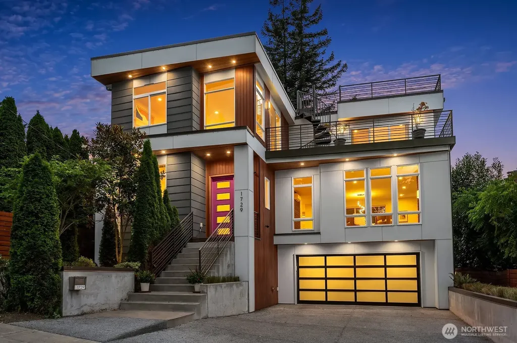 1729 34th Avenue Seattle WA 98122