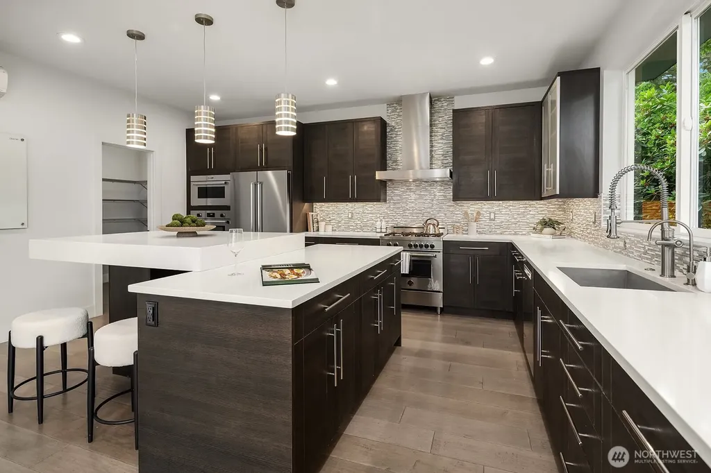 1729 34th Avenue Seattle WA 98122