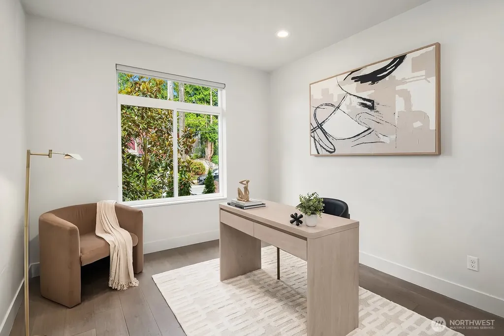 1729 34th Avenue Seattle WA 98122