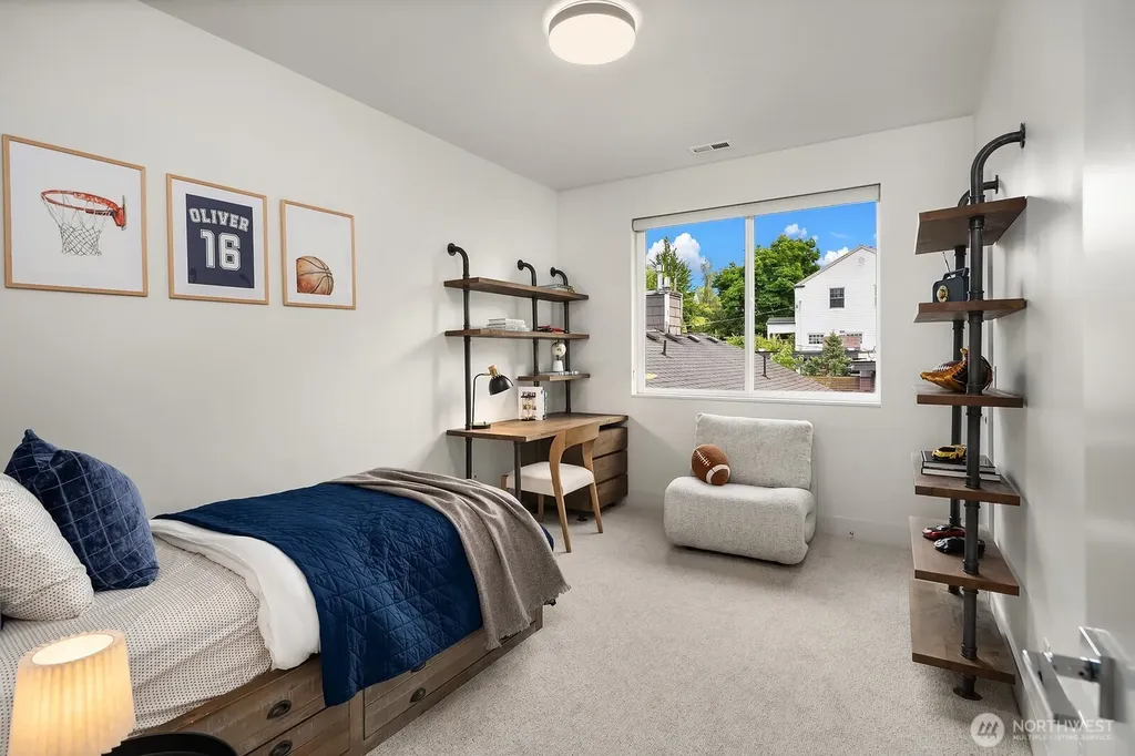 1729 34th Avenue Seattle WA 98122