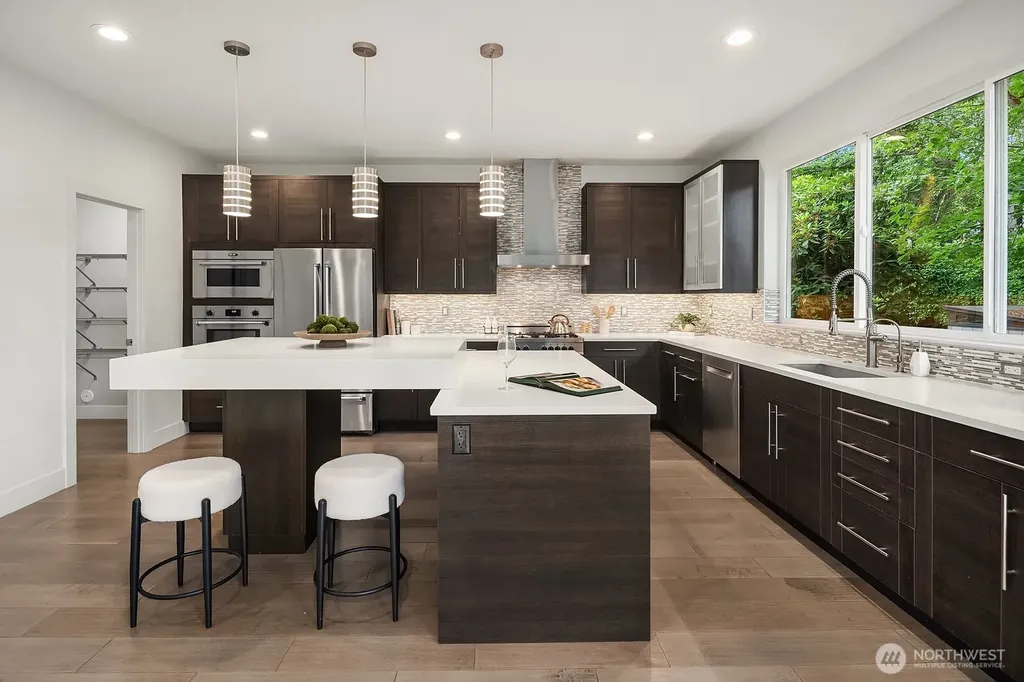 1729 34th Avenue Seattle WA 98122
