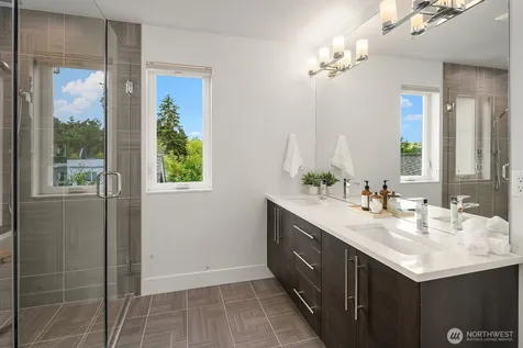 1729 34th Avenue Seattle WA 98122