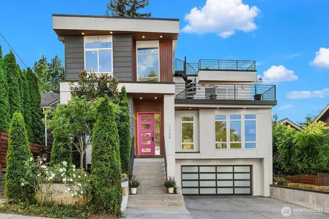 1729 34th Avenue Seattle WA 98122