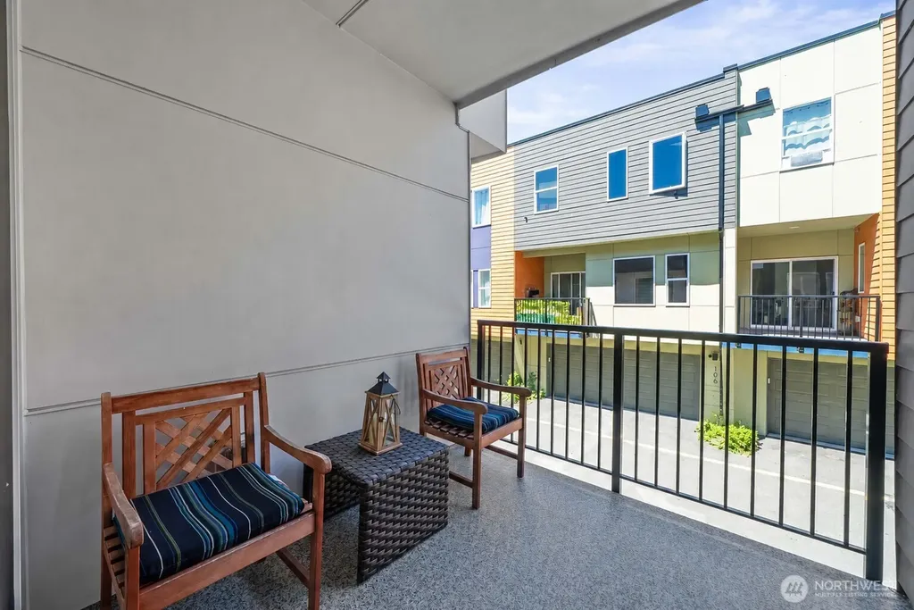 15612 8th Avenue SW Burien WA 98166
