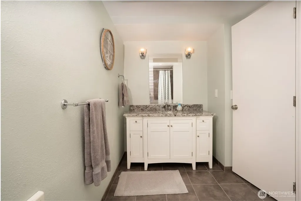 7217 20th Avenue SE Lacey WA 98503