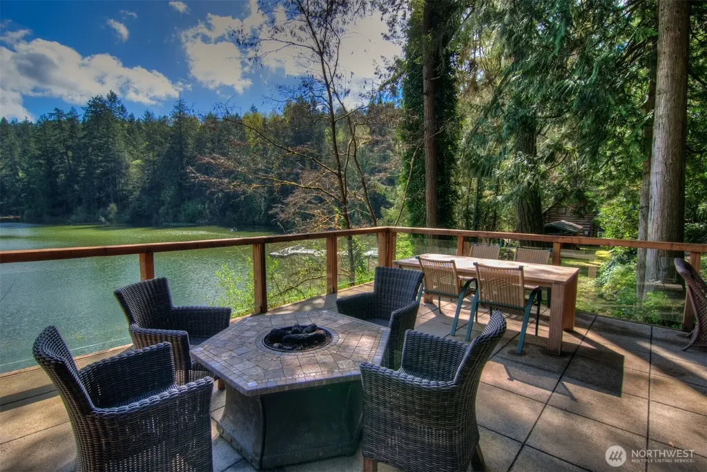 1546 Reservation Road SE Olympia WA 98513