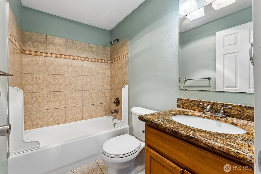 9811 Whitman Avenue SW Lakewood WA 98499