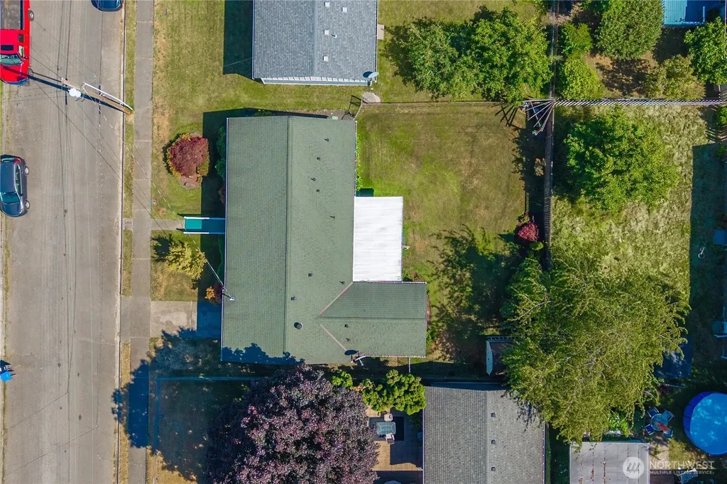 3008 Crane Avenue Bremerton WA 98310