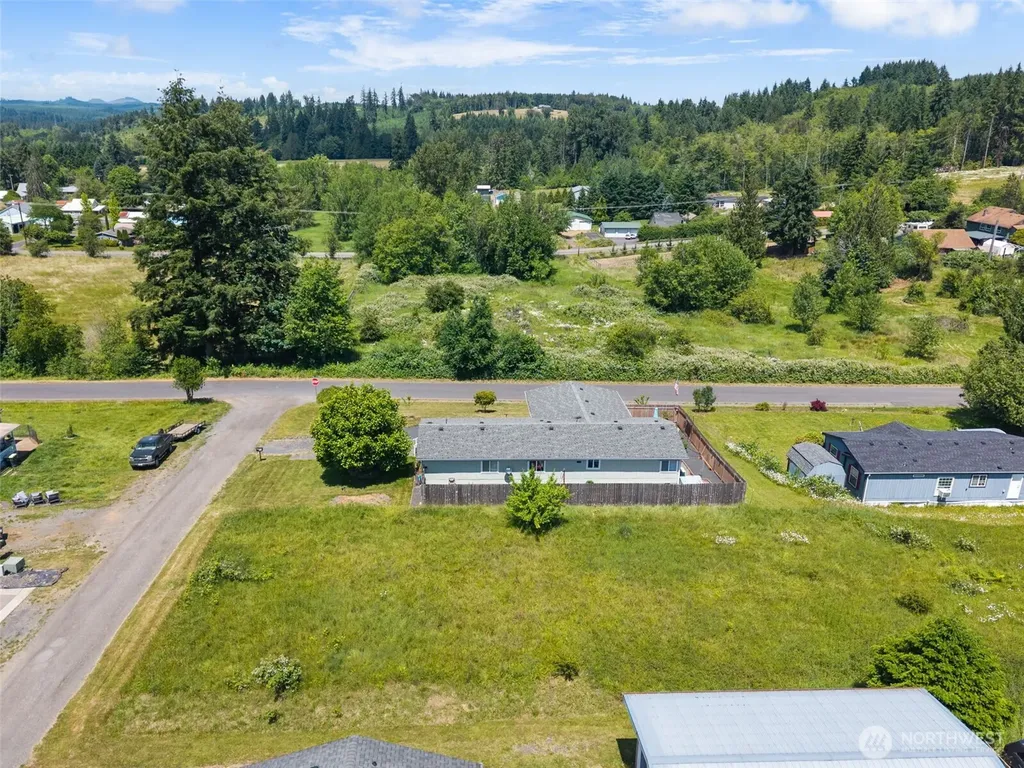 810 F Street Vader WA 98593