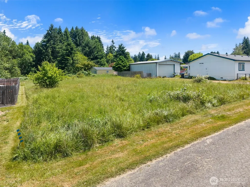 810 F Street Vader WA 98593