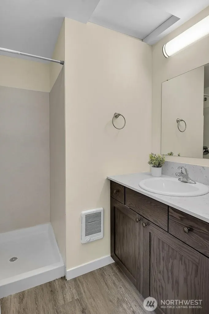 2224 NE 197th Place Shoreline WA 98155
