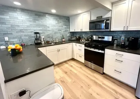 5523 Woodlawn Avenue N Seattle WA 98103