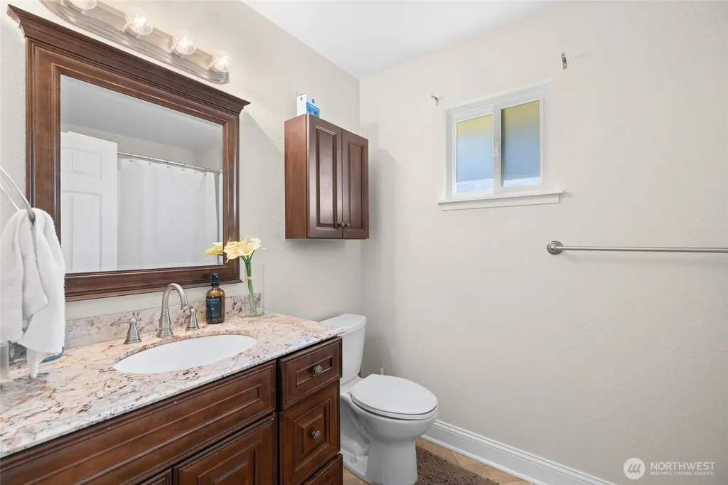 415 Sterling Street Sedro Woolley WA 98284
