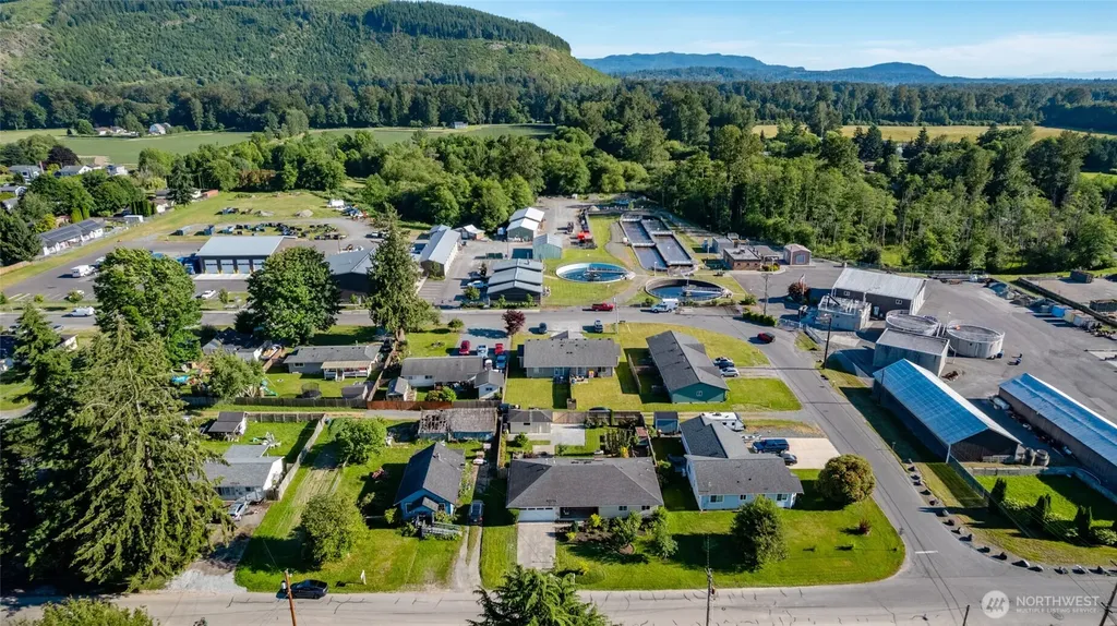 415 Sterling Street Sedro Woolley WA 98284
