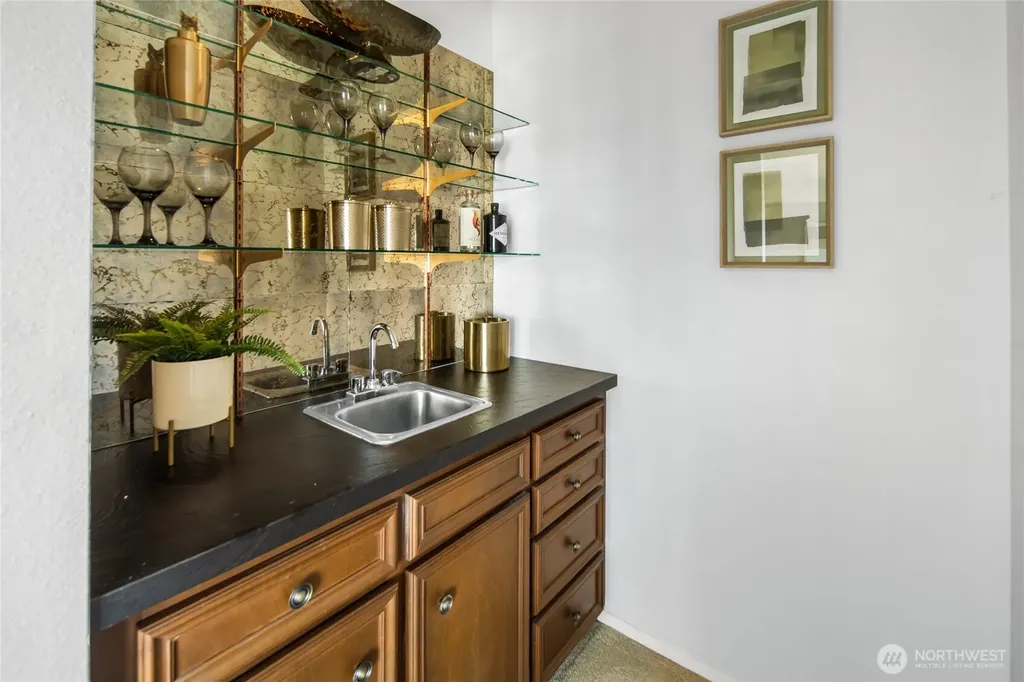 3650 26th Place W Seattle WA 98199