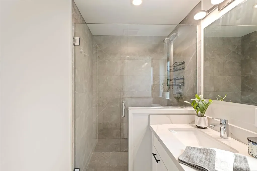 9745 Evanston Avenue N Seattle WA 98103