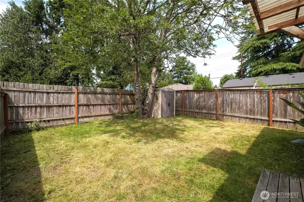 9745 Evanston Avenue N Seattle WA 98103