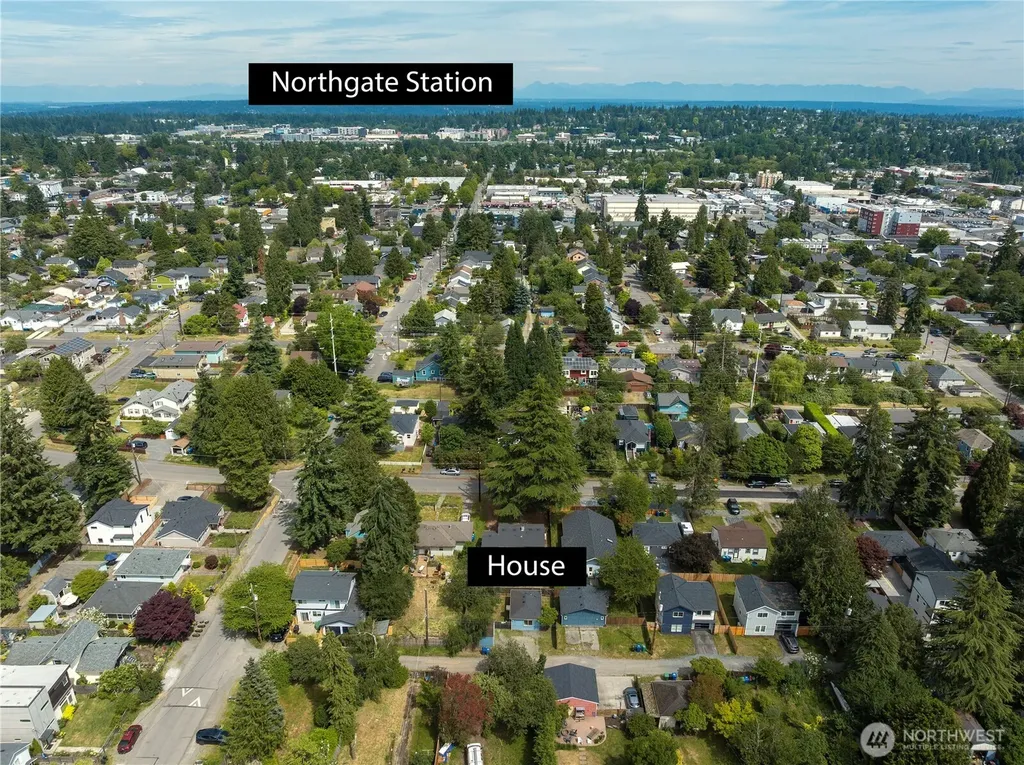 9745 Evanston Avenue N Seattle WA 98103
