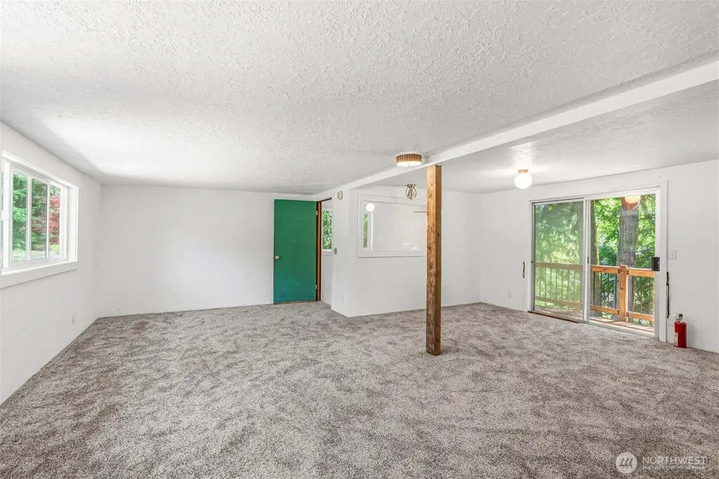 1701 Tower Road Castle Rock WA 98611