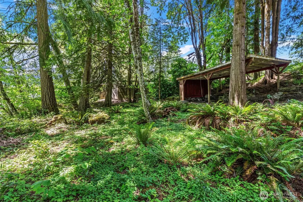 1701 Tower Road Castle Rock WA 98611