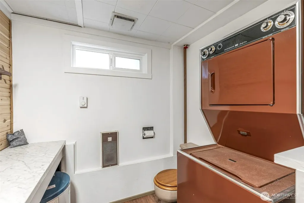 1701 Tower Road Castle Rock WA 98611