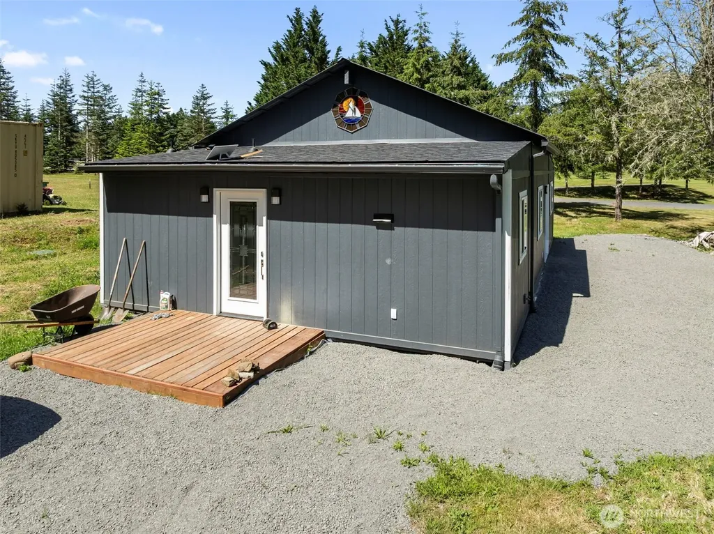 1785 Centralia Alpha Road Chehalis WA 98532